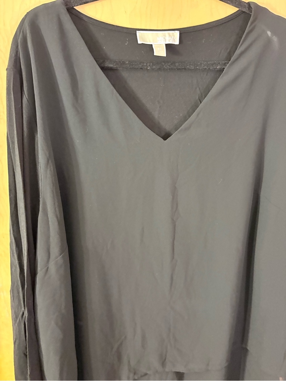 MICHAEL Michael Kors Black V-Neck Long-Sleeve Tunic